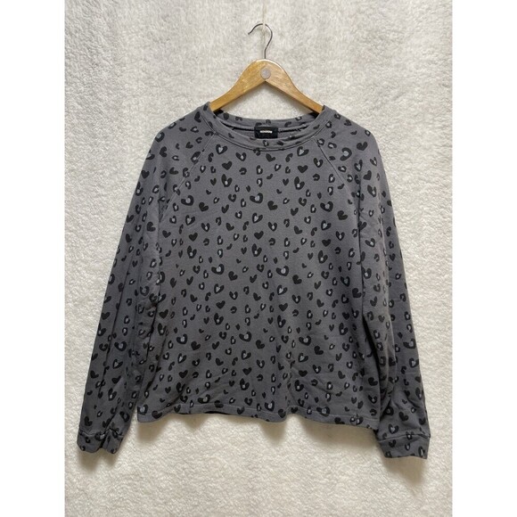 Monrow Sweaters - Monrow Sweatshirt Women’s Large Gray Black Leopard Print Pullover Crew Neck‎